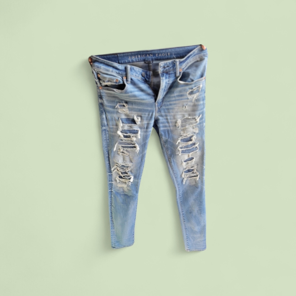 American Eagle Outfitters Women's Ripped Light Blue Skinny Jeans